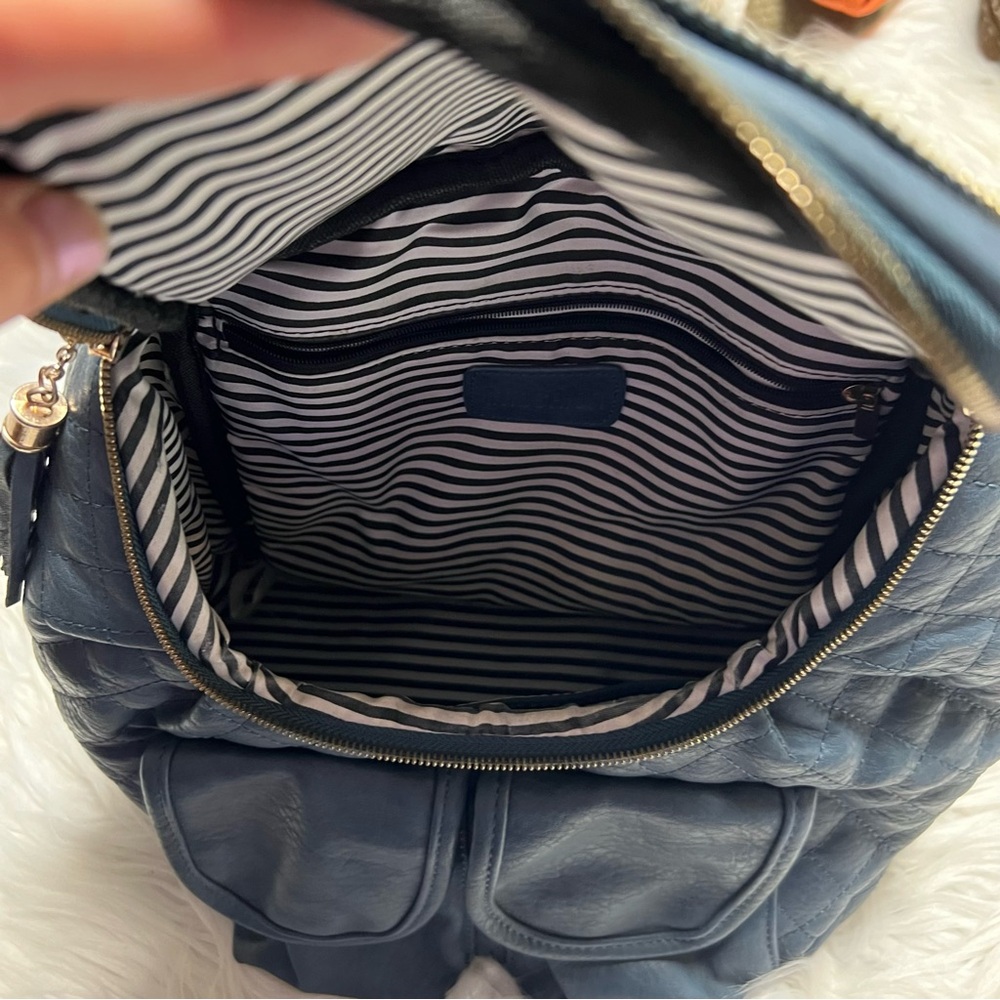 IMOSHION leather backpack - Picture 4 of 5